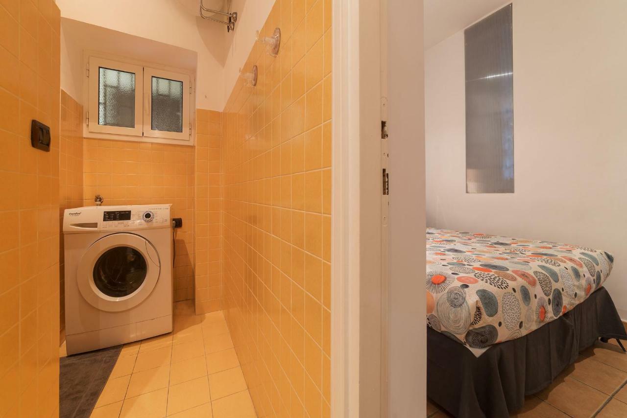 Colosseo & San Clemente Cozy Flat ローマ エクステリア 写真