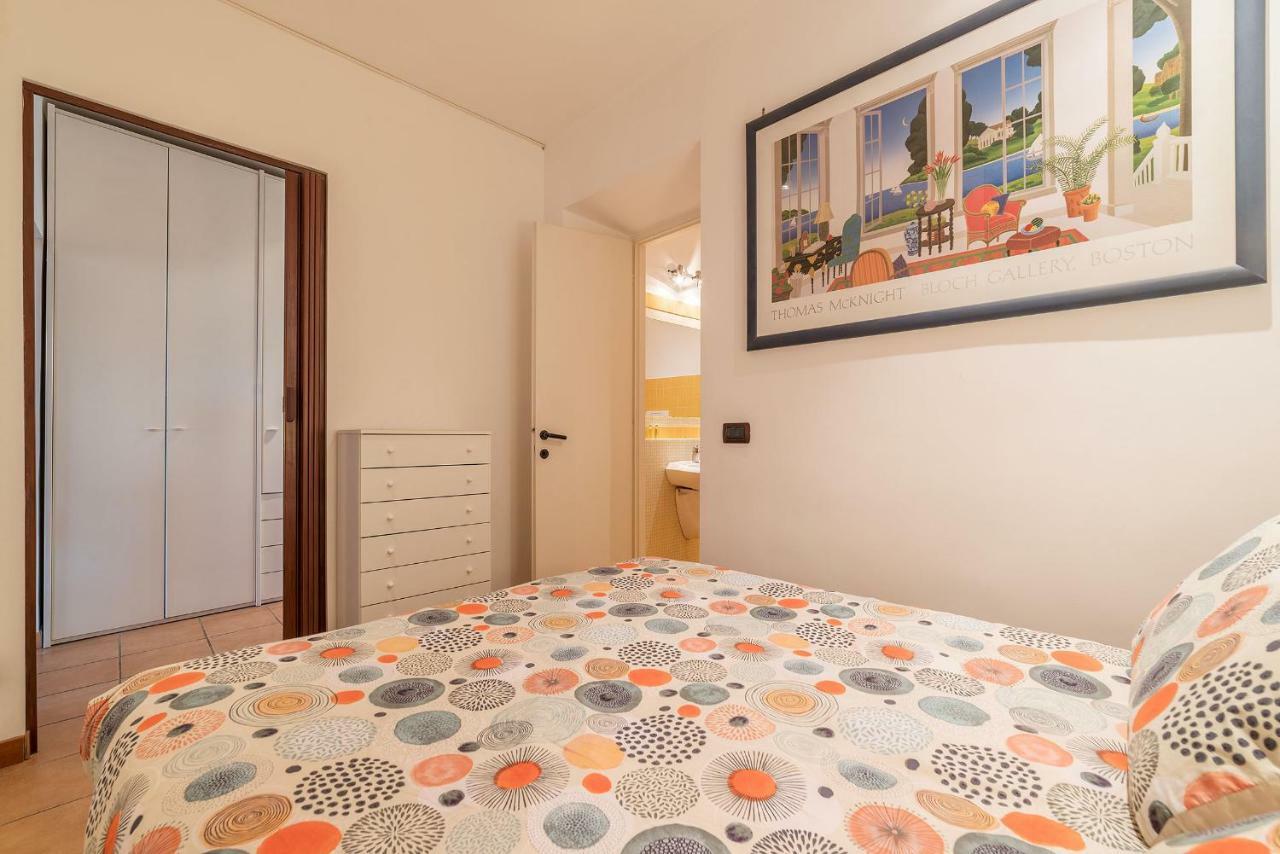Colosseo & San Clemente Cozy Flat ローマ エクステリア 写真